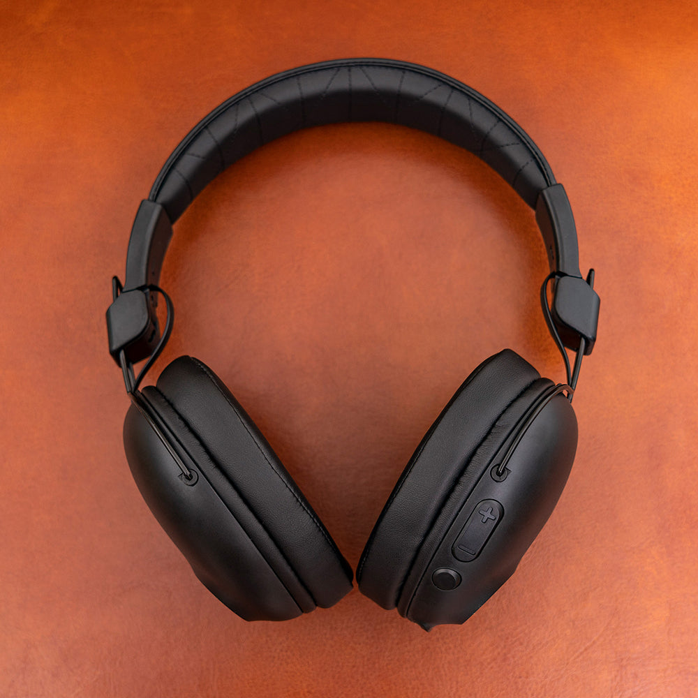 Studio Pro Wireless Over-Ear Headphones Black|